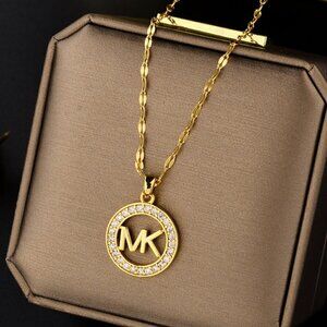 18k Gold Plated Stainless Steel Simulated Diamond MK Pendant, Lips Style Chain
